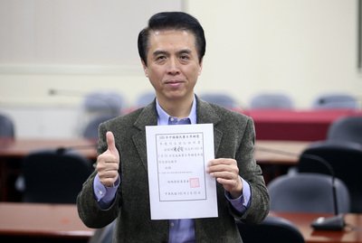 陳学聖氏：署名でダライ・ラマにビザを