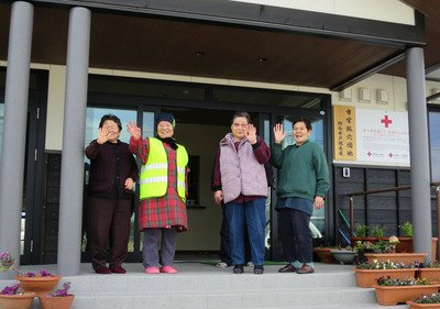 地震被災地へ、日本の相馬市が寄付