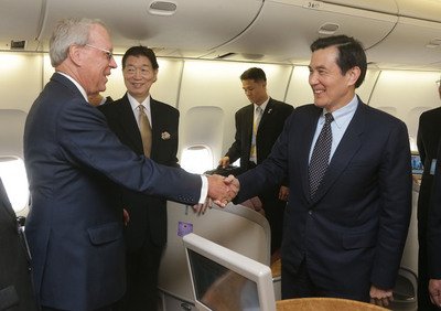 馬・総統、ヒューストンで厚遇受ける
