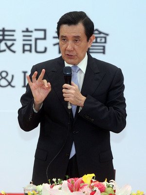 馬・総統、前総統の特赦に否定的