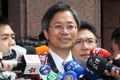 林善政・内閣が総辞職案提出