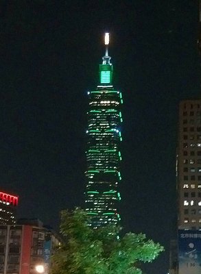 総統就任式、59カ国から700人が祝賀