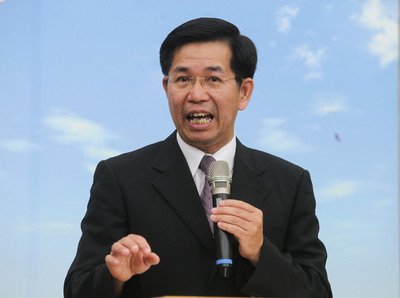 教育部：生徒反発の指導要領廃止へ