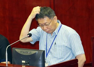 自治体首長の施政満足度調査が明らかに