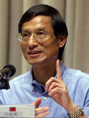 行政院政務委員が年金改革へ意気込み