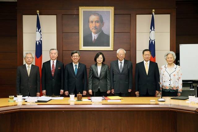 蔡・総統、大法官人選の重要性を強調