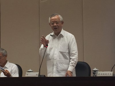 中央銀行、4四半期連続で利下げ
