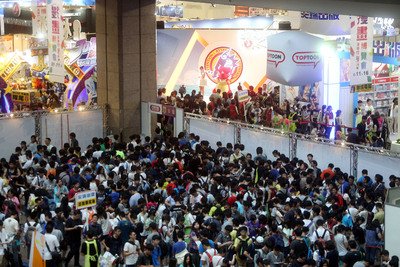 漫画博覧会が開幕、来場50万人見込む