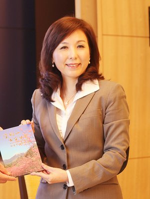 政治経済、女性の参与は日韓上回る