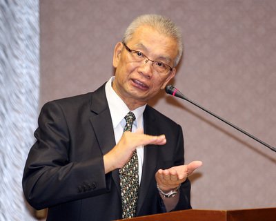 介護制度財源確保へ密輸タバコ取締強化
