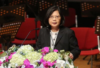 国安基金、トランプ氏当選の影響を注視