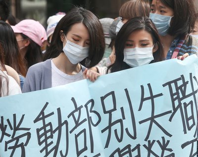 民航局：一週間で興航の路線回収