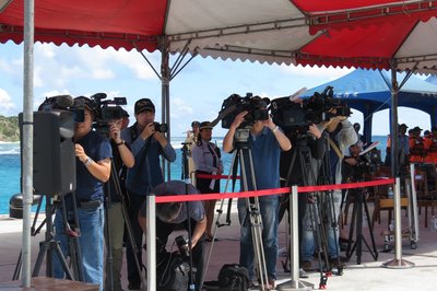 海巡署と海軍、太平島で救援演習実施