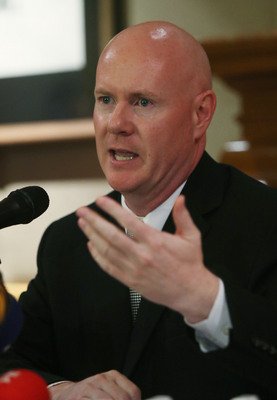 イェイツ氏、電話会談仕掛け人説否定