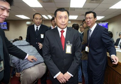 国安局：中共は電話会談に不満も自制