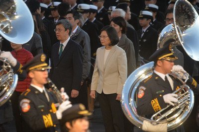 国軍新年PR映像、親近感を強調