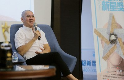 行政院文化賞、蔡明亮監督ら3名受賞