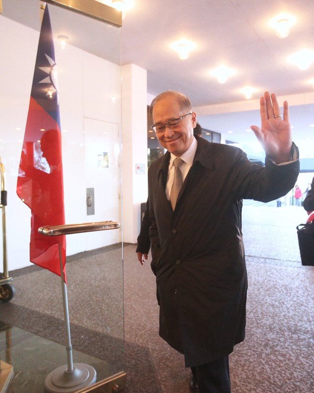外交部長、ハイチの大統領就任式へ