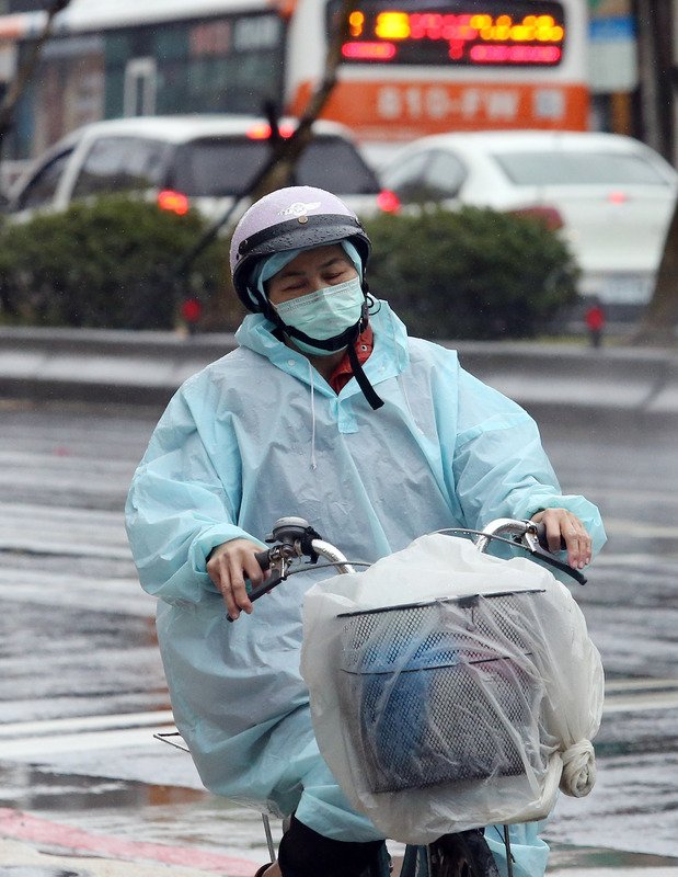 天気は27日から回復へ