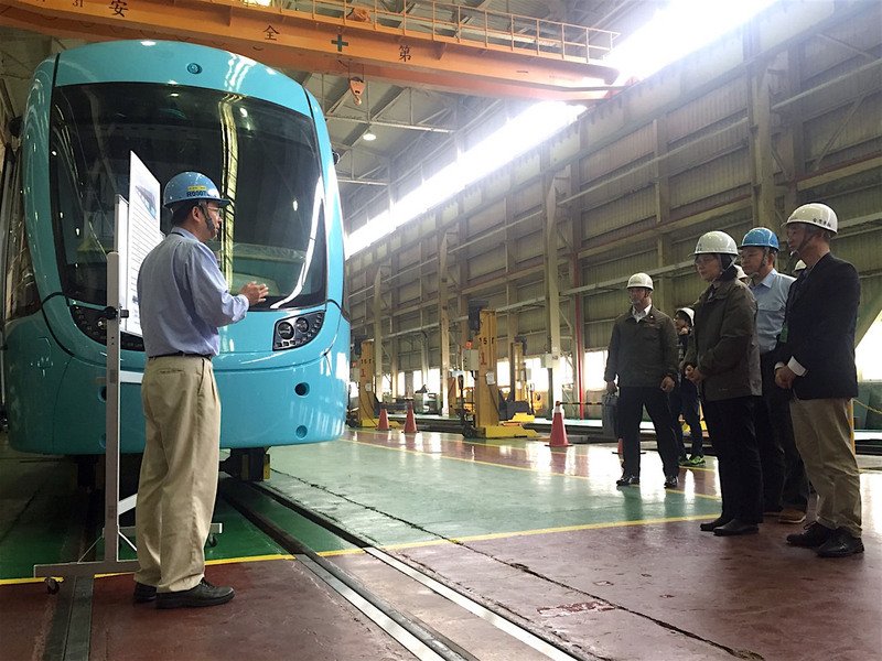 蔡英文・総統、台湾車両公司を訪問