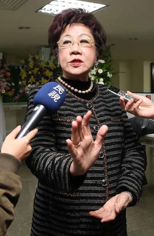 呂・元副総統：総統は旅行の自由重視を