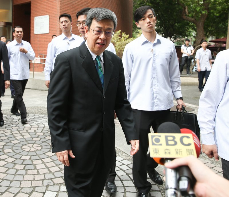 副総統、年金改革反対派に「理性を」