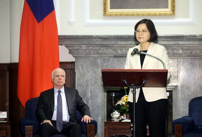米議員が武器供与促す　蔡・総統は感謝