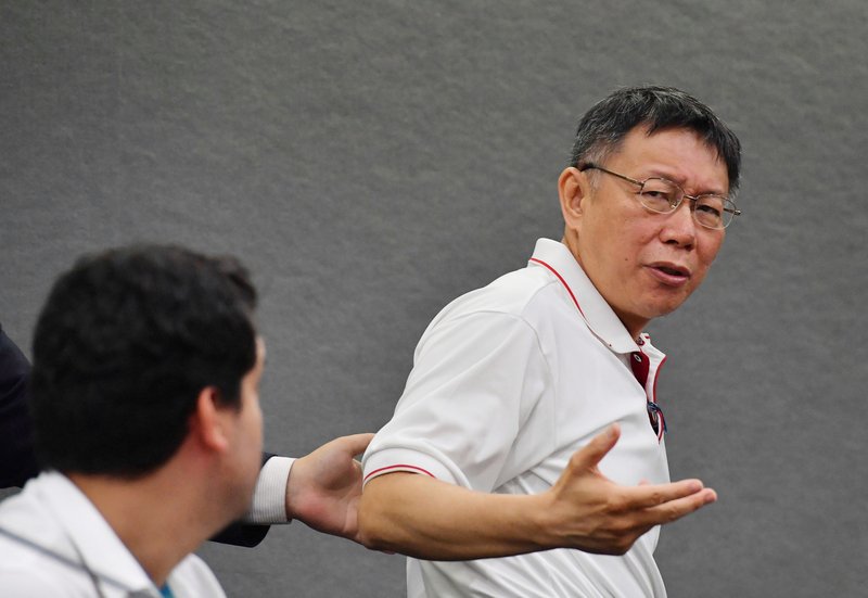 閉幕式での抗議活動には厳しい対応