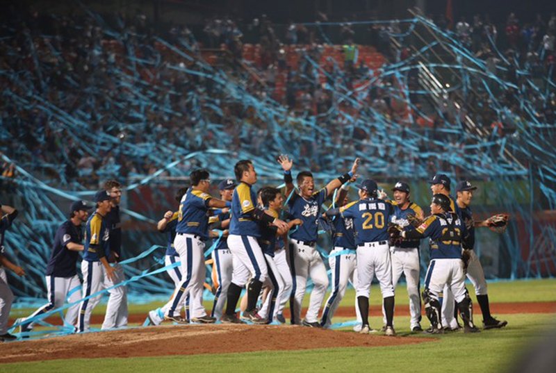 台湾プロ野球、後期もモンキーズ制す