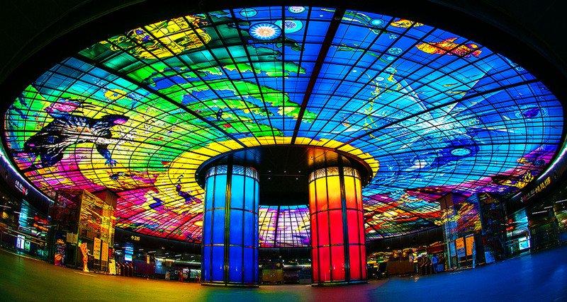 高雄メトロ美麗島駅、米メディアが賞賛