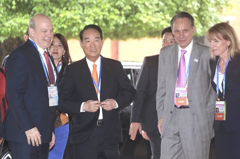 宋楚瑜氏、APECで米豪との朝食会