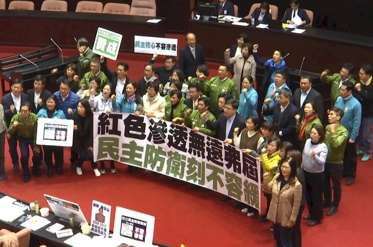 反浸透法が成立、中国の干渉に「ノー」