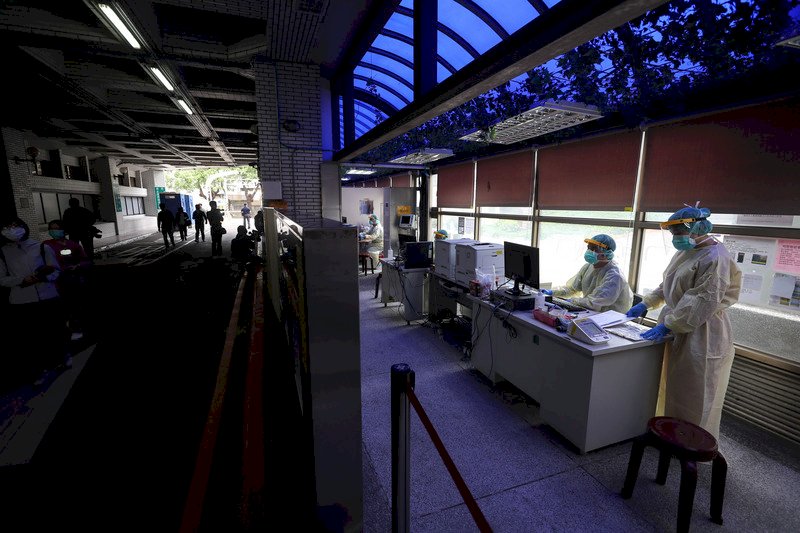台湾、院内感染防止に「分離分流」措置実施