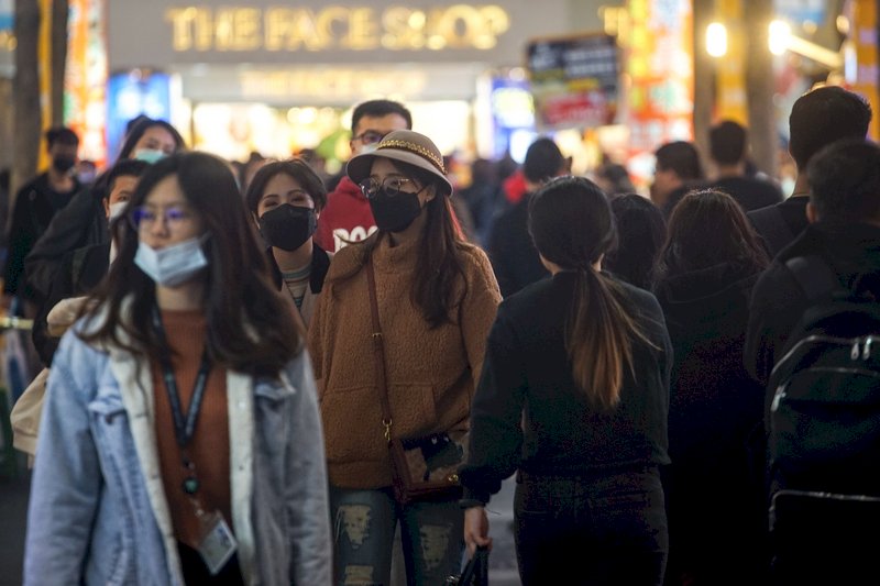 「成人」を満18歳に引き下げ、民法改正に着手へ