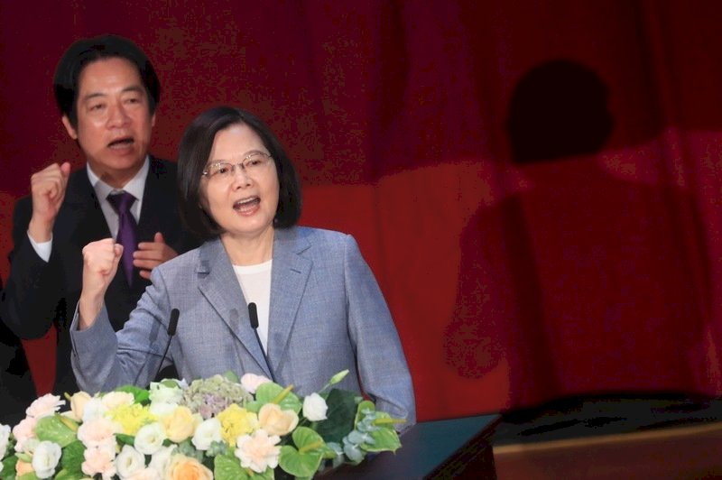 与党・民進党が党大会、蔡英文・総統が憲法改正を呼び掛け