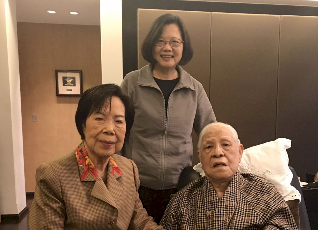 李登輝・元総統死去、享年97歳