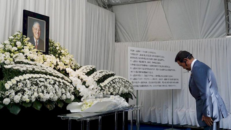 台湾の日本出先機関、8/3より李・元総統弔問記帳受付