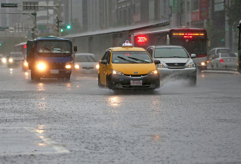 台風が来ない、台湾各地で貯水量に「黄色」信号