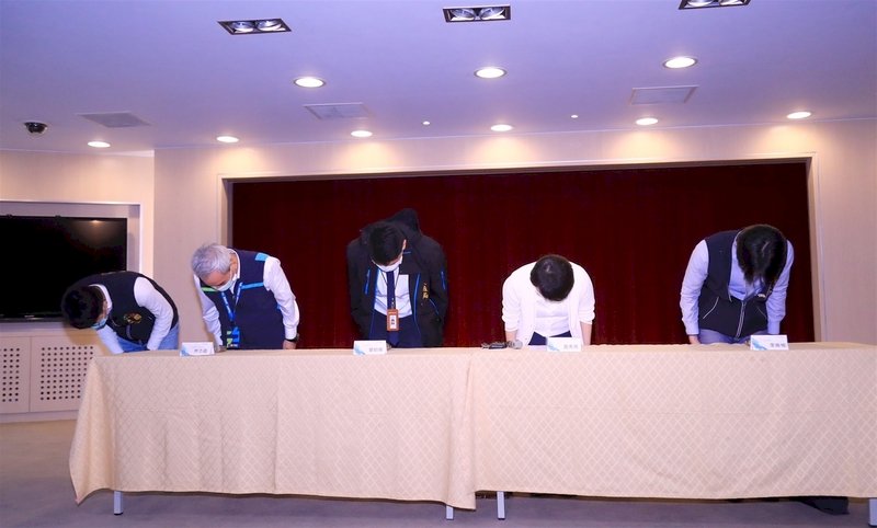 台中メトロ開通無期限延期、盧・台中市長が謝罪