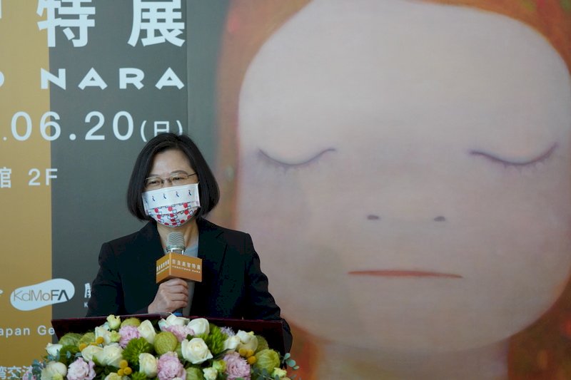 台湾で初個展、奈良美智「3.11への支援に感謝」