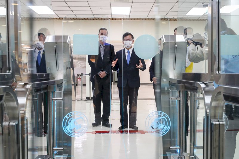 台北・松山空港、「3e-PASSスマート審査システム」運用開始