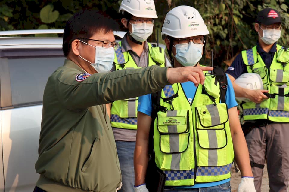台鉄特急列車脱線事故、交通部長辞意表明