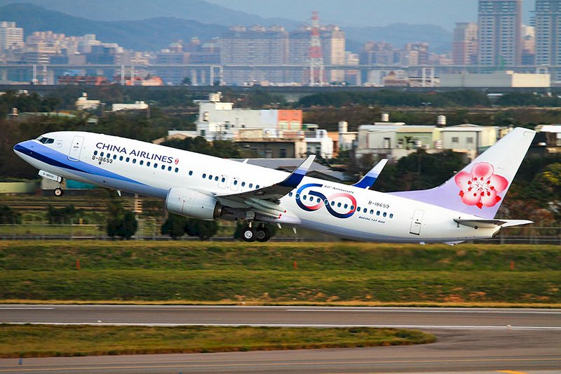 中華航空が12便を取り消し、パイロットのコロナ感染で