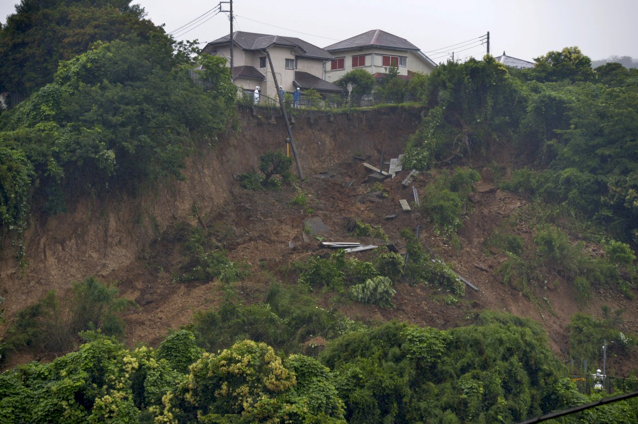 日本静岡熱海で土石流、台湾でも関心高まる