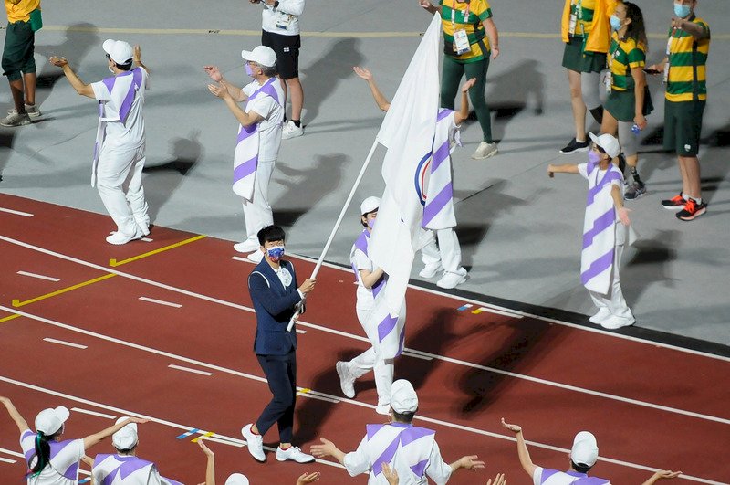 東京パラリンピックが閉幕、台湾代表団の閉会式旗手は方振宇・選手