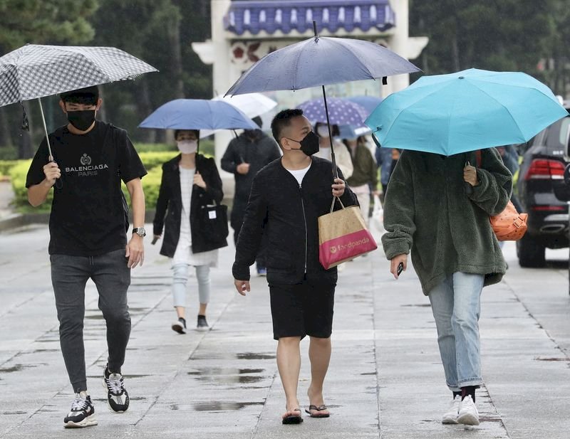 台湾各地、25日から天気が崩れ　27日高い山に雪が降るかも