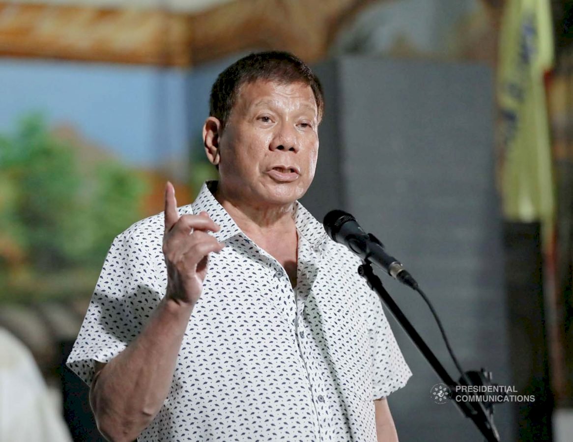 フィリピン大統領、「台湾海峡で戦争起きれば中立保つ」