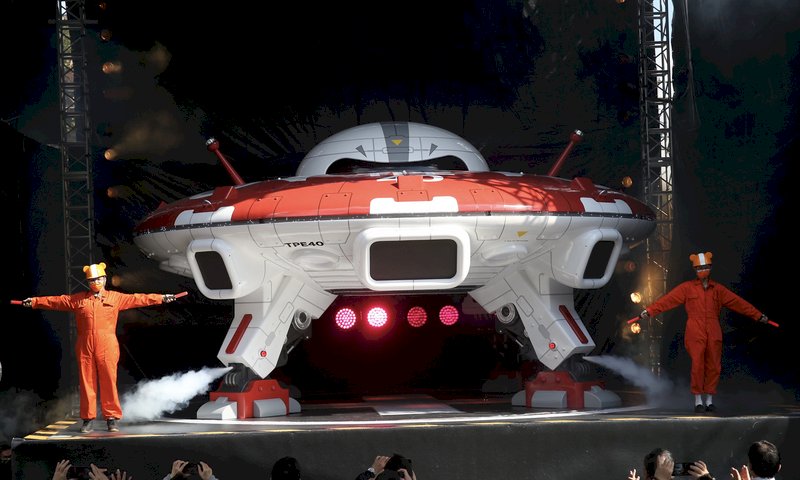 2022台北ランタンフェス、メインランタンは宇宙船