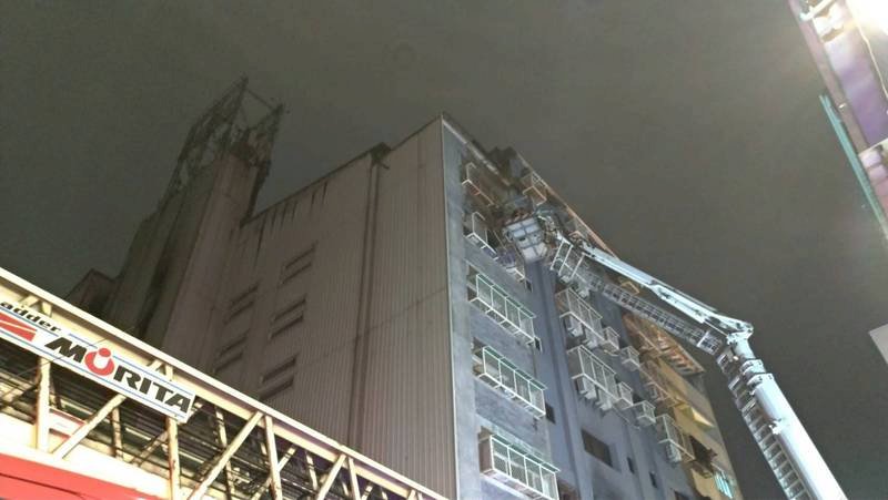 台中の集合住宅で火災、6人死亡7人負傷