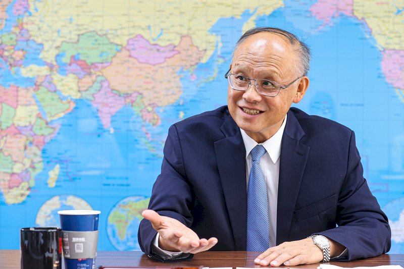 鄧振中・政務委員、タイ米国通商代表とテレビ会談